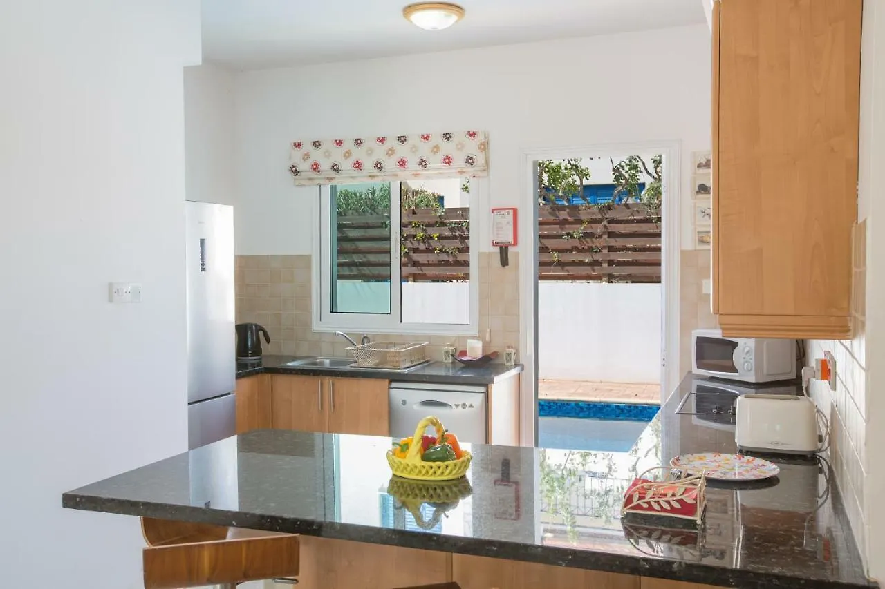 Villa Alkionia Πρωταράς 0*,  Κύπρος